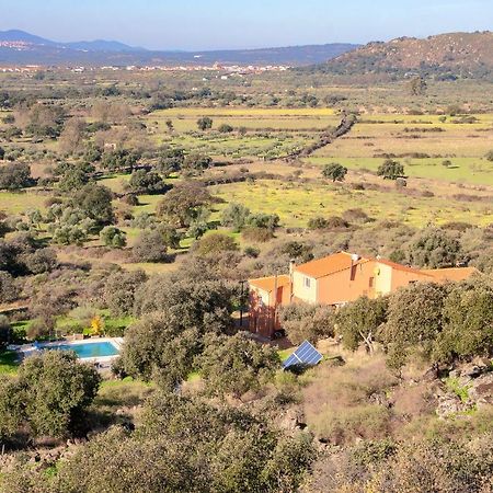 Finca El Rabilargo Arroyomolinos de Montánchez Εξωτερικό φωτογραφία